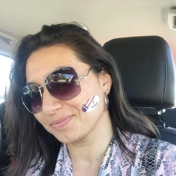 Meet your Posher, Kat - Picture 1 of 1